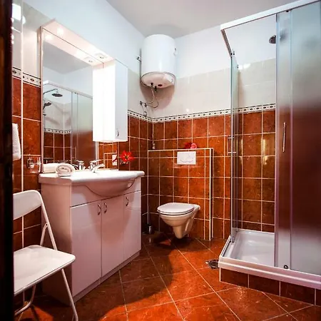 Ana Apartment *