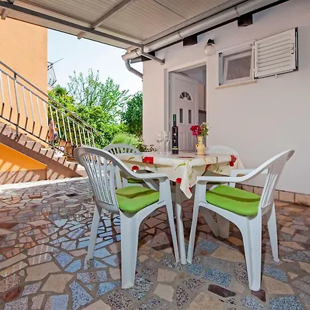Ana Apartment