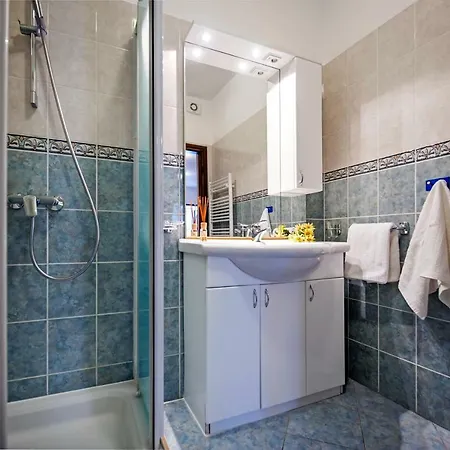 Ana Apartment